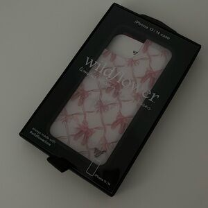 wildflowers cases - on pointe - iphone 13 (used)